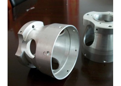 turn-milling machined aluminum components